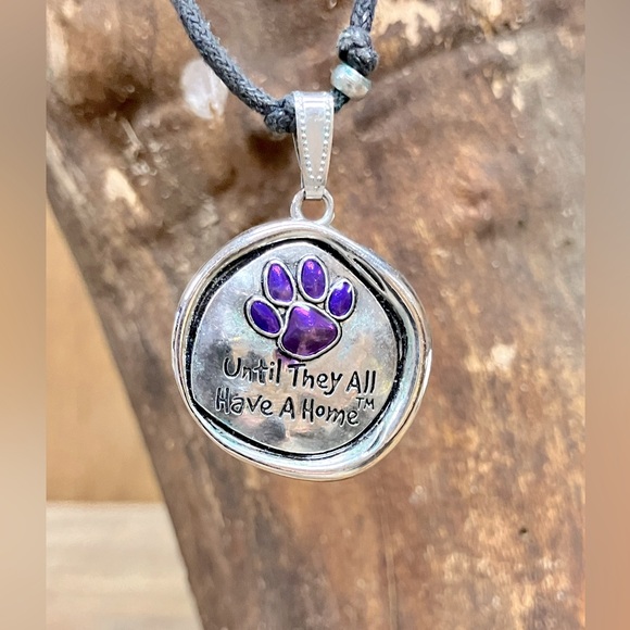 EUC “UNTIL THEY ALL HAVE A HOME” Necklace And Bracelet Set - Picture 6 of 7